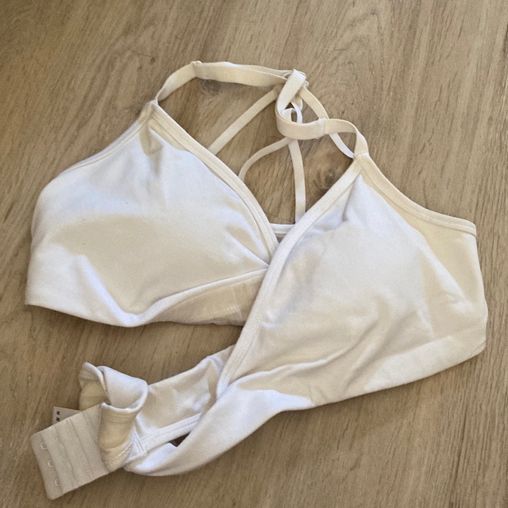 Alphalete wrap bra size small white